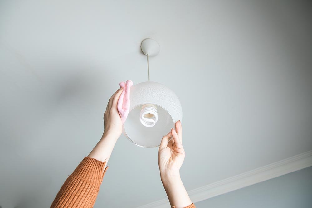 how to clean light fixtures